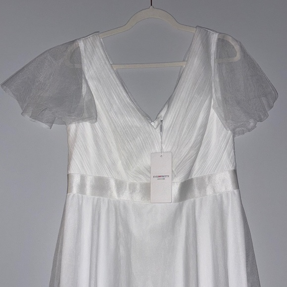 Ever Pretty White Wedding Dress with Sheer Sleeves long in length. Very pretty! - Picture 3 of 15